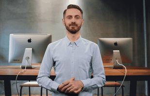 AI Digital Clone presenter