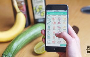 Discover surprising food pairings recommended by AI!