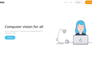 Helpful landing page with feature information, pricing ang a blog.