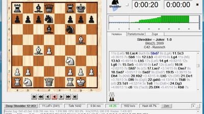 Play against Shredder (mobile) chess computer (FREE)