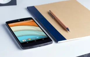 Chrooma Live Wallpaper screenshot 2