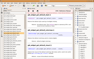Anjuta has integrated DevHelp documentation.