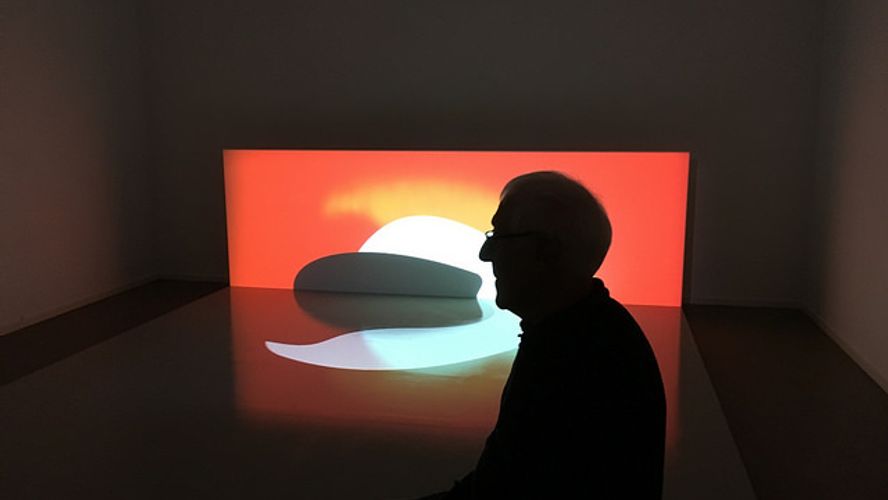 VPT (VideoProjectionTool) is a free multipurpose realtime projection