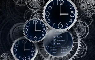 Black Clock Live Wallpaper screenshot 1