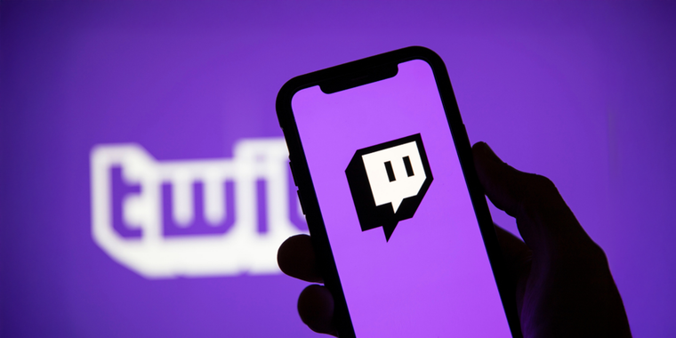 Twitch adds vertical livestreams and 2K streaming beta, unveils rewind feature image
