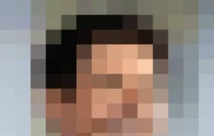 Can you guess who this celeb is?